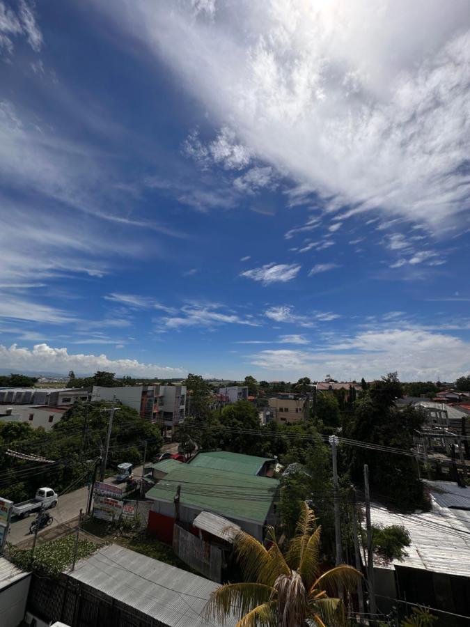 Murals Mactan Vandrarhem Lapu-Lapu City Exteriör bild